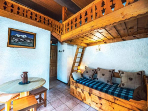 Studio Savoyard avec Balcon, Près des Pistes à Tignes - Idéal pour 4 Personnes - FR-1-502-354